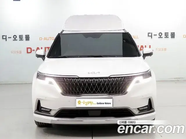 Kia Carnival 2023 — ფოტო 9/20
