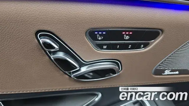 Mercedes-Benz S-Class 2018 — Photo 23/40