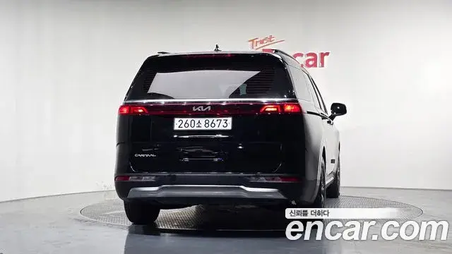 Kia Carnival 2022 — Şəkil 10/30