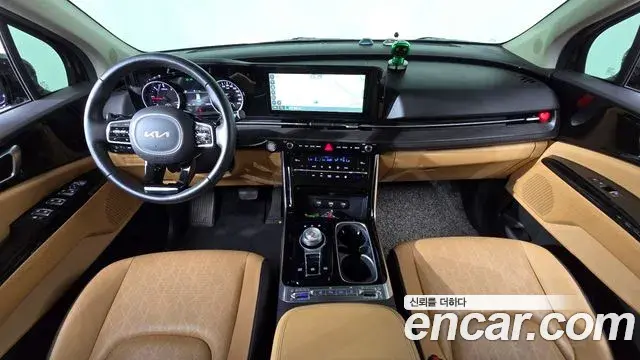 Kia Carnival 2022 — Şəkil 15/30