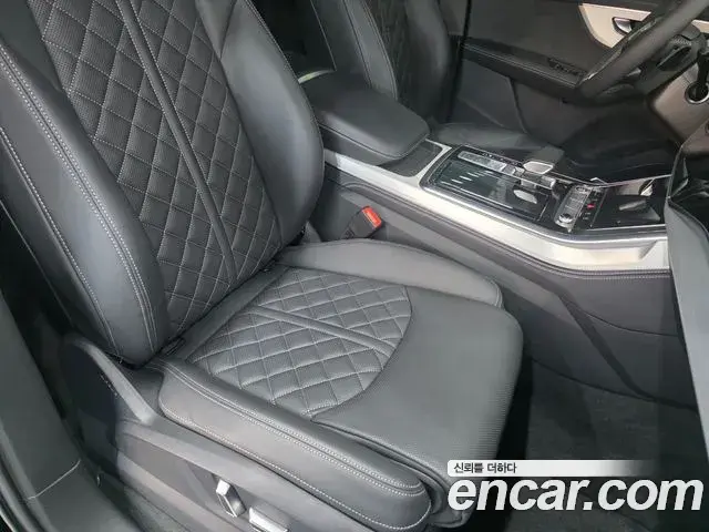 Audi Q7 2025 — ფოტო 4/20