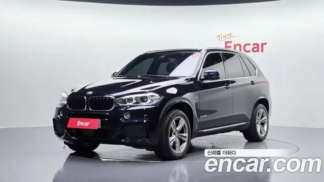 BMW X5 2018 — Фото 1/20