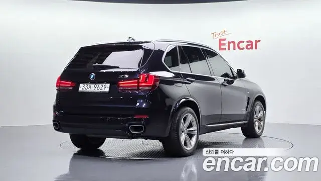 BMW X5 2018 — Фото 2/20