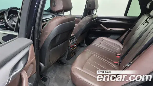 BMW X5 2018 — Фото 12/20