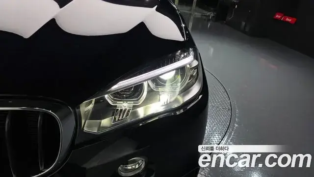 BMW X5 2018 — Şəkil 20/33