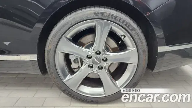 Genesis G80 2021 — Şəkil 27/32