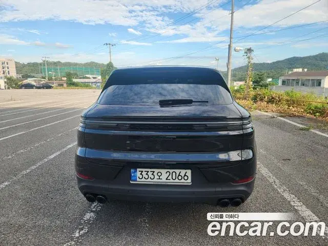 Porsche Cayenne 2024 — Photo 15/20