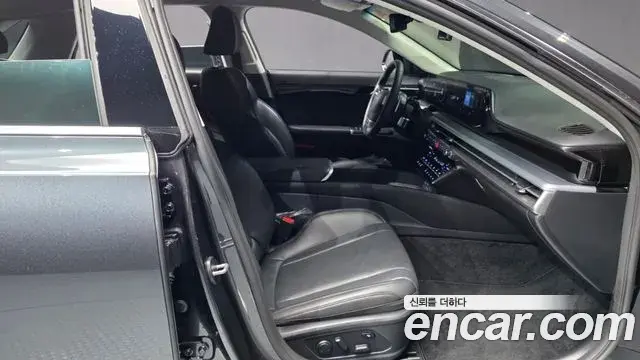 Hyundai Grandeur Hybrid 2023 — ფოტო 11/20