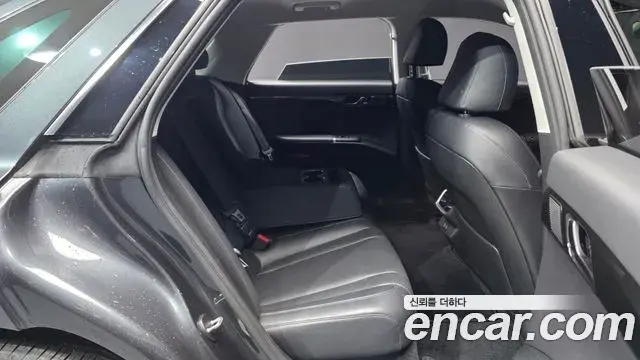 Hyundai Grandeur Hybrid 2023 — ფოტო 5/20