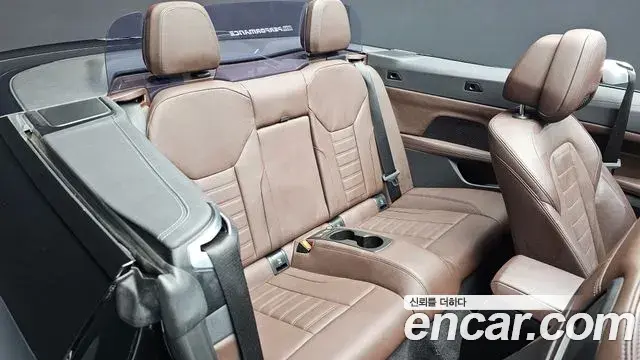 BMW 4 Series 2023 — Photo 11/20