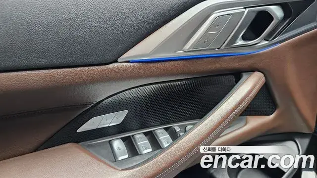 BMW 4 Series 2023 — Photo 17/20