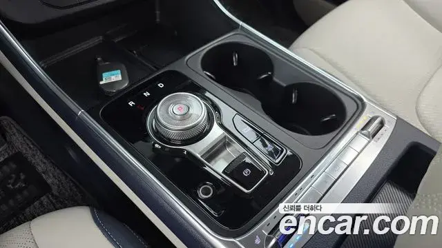 Kia Carnival 2024 — Şəkil 18/33
