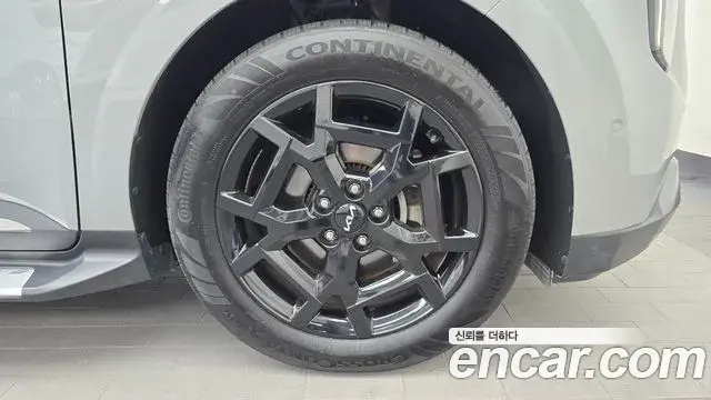 Kia Carnival 2024 — Şəkil 12/33