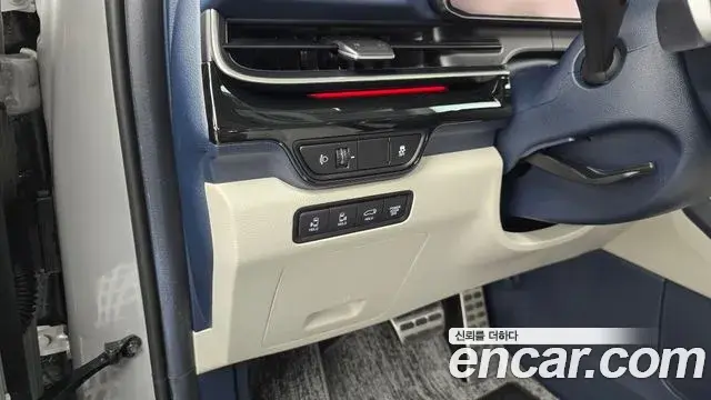 Kia Carnival 2024 — Şəkil 16/33