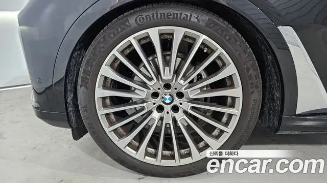 BMW X7 2022 — Фото 5/20