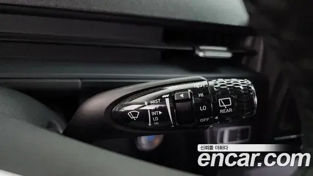 Hyundai Staria 2023 — Şəkil 18/32