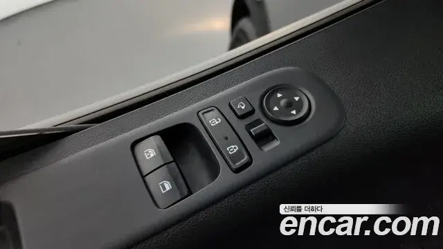 Hyundai Staria 2023 — Şəkil 3/32