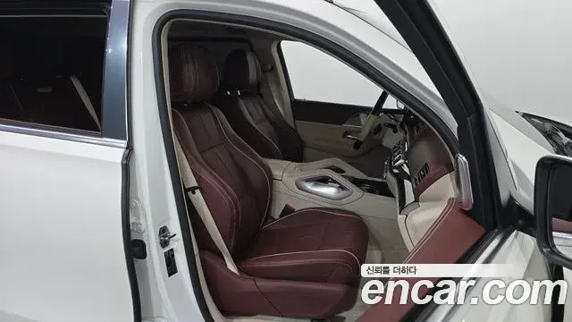 Mercedes-Benz GLS-Class 2023 — ფოტო 20/32