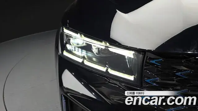 Renault Samsung Grand Koleos 2025 — Photo 18/32