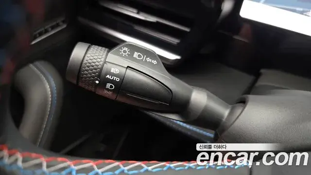Renault Samsung Grand Koleos 2025 — Photo 26/32