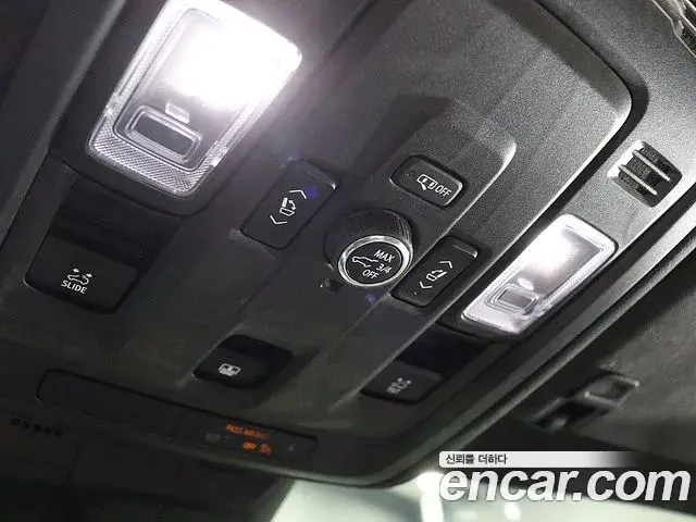 Cadillac Escalade 2025 — Фото 10/20