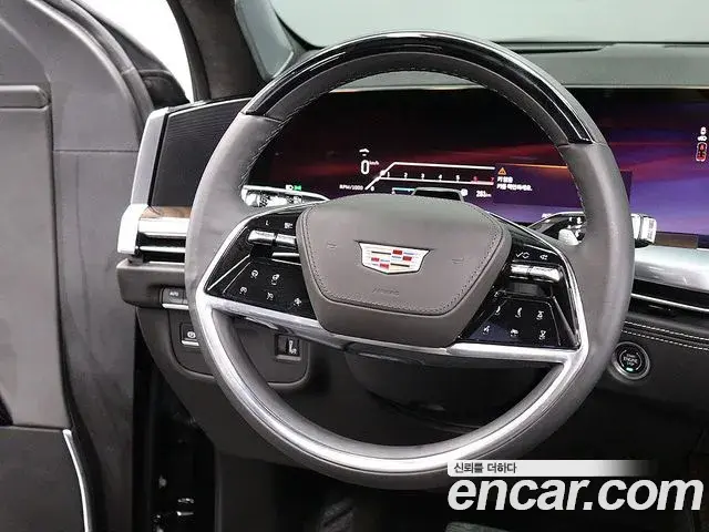 Cadillac Escalade 2025 — Фото 13/20