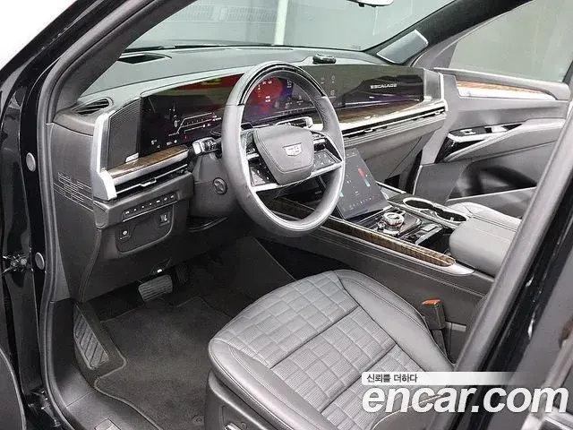 Cadillac Escalade 2025 — Фото 15/20
