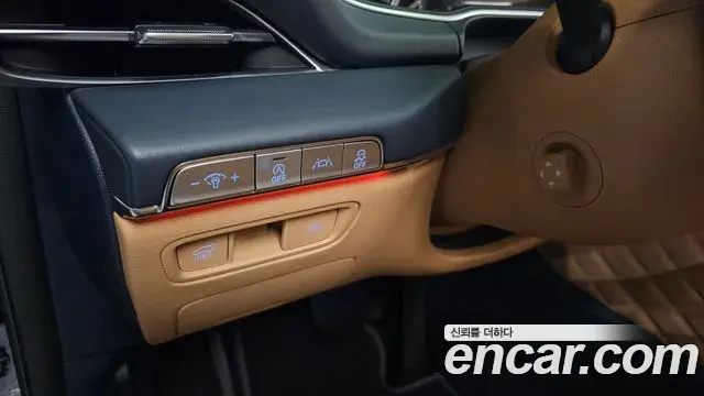Genesis GV80 2020 — Photo 34/40