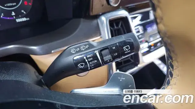 Kia Sorento 2021 — Фото 19/20