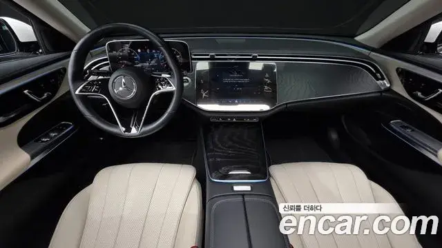 Mercedes-Benz E-Class 2024 — Фото 7/20