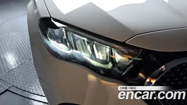 Mercedes-Benz E-Class 2024 — Şəkil 10/30