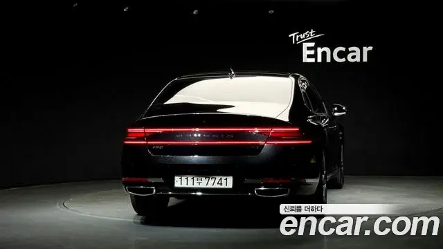 Genesis G90 2023 — ფოტო 15/32