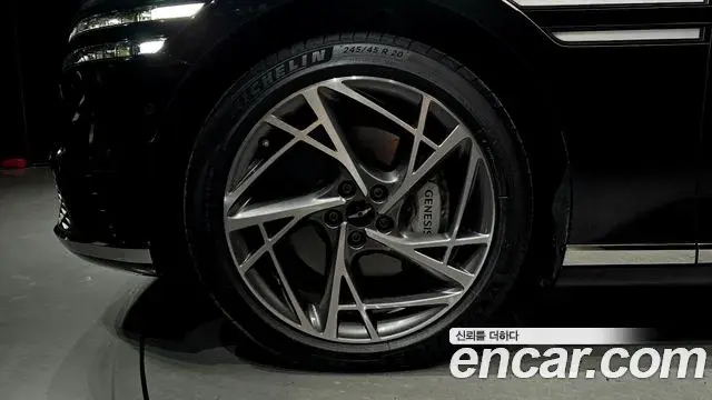 Genesis G90 2023 — ფოტო 27/32