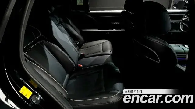 Genesis G90 2023 — ფოტო 20/32
