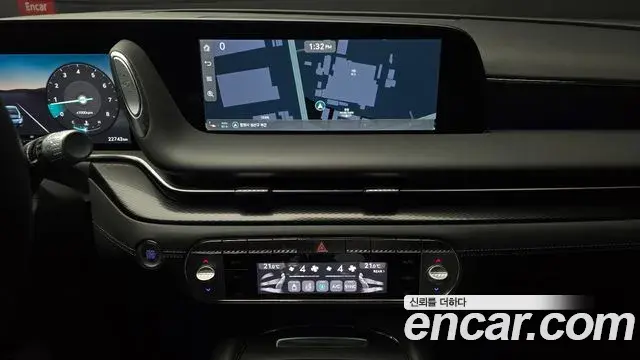 Genesis G90 2023 — ფოტო 10/32