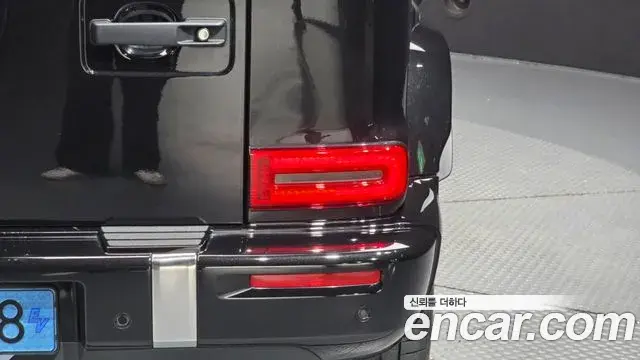 Mercedes-Benz G-Class 2025 — Şəkil 21/35