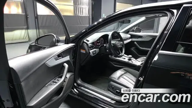 Audi A4 2018 — Şəkil 13/20
