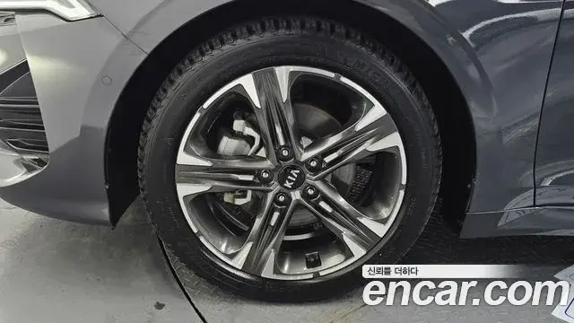 Kia K5 2020 — Photo 5/20