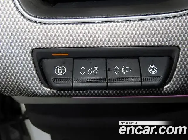 Renault Samsung Arkana 2025 — Фото 13/20