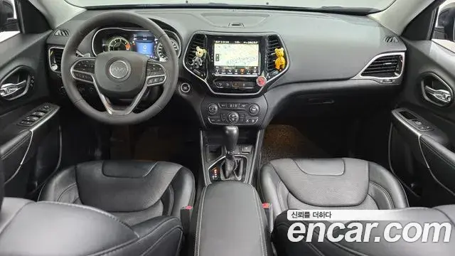 Jeep Cherokee 2022 — Photo 23/30