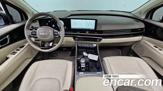 Kia Carnival 2024 — Şəkil 25/30