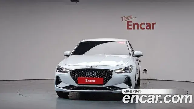 Genesis G70 2019 — ფოტო 30/35