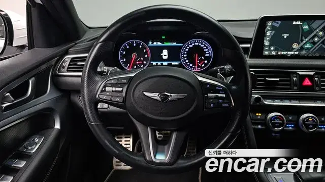 Genesis G70 2019 — ფოტო 24/35