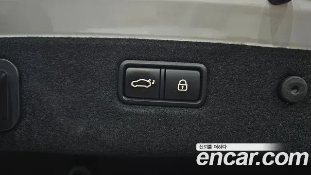Genesis G70 2019 — ფოტო 12/35