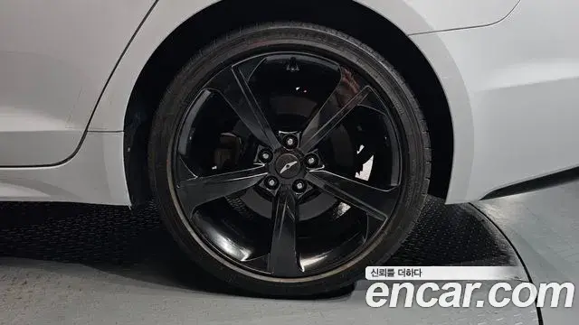 Genesis G70 2019 — ფოტო 26/35