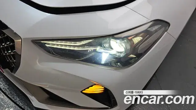 Genesis G70 2019 — ფოტო 14/35