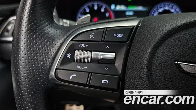 Genesis G70 2019 — ფოტო 32/35