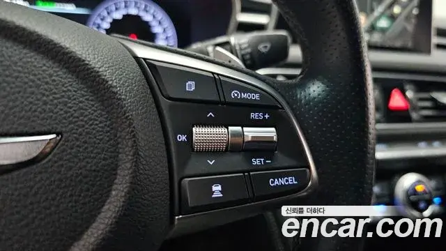 Genesis G70 2019 — ფოტო 28/35