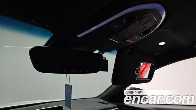 Genesis G70 2019 — ფოტო 29/35