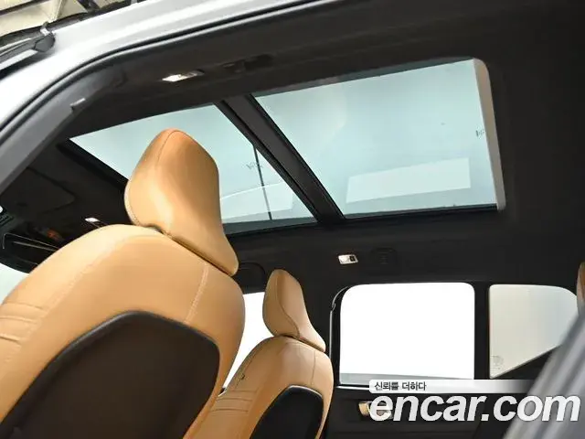 Volvo XC40 2020 — Фото 17/20